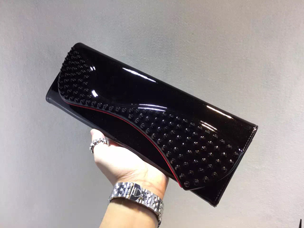 16新作 VIPセール★ルブタンコピー★PIGALLE CLUTCH☆パテントクラッチバッグ BLACK 1111097PK1A